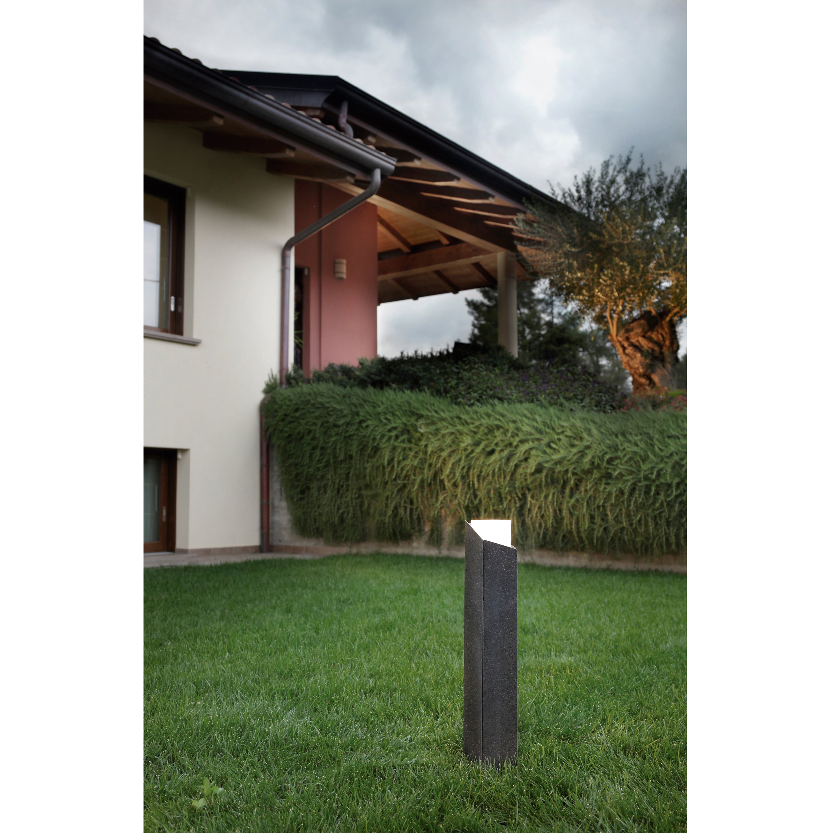 Baliza ARISTIDE IP65 GU10 50W 400mm Piedra lavica – Ref. 656A-G21X1A-71